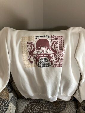 White 'Gameday' Graphic Sweatshirt with Maroon and Gold Print